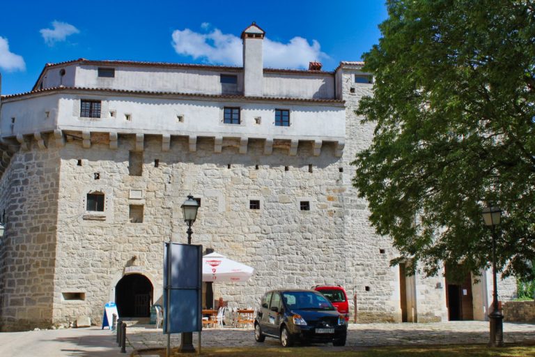 Pazin