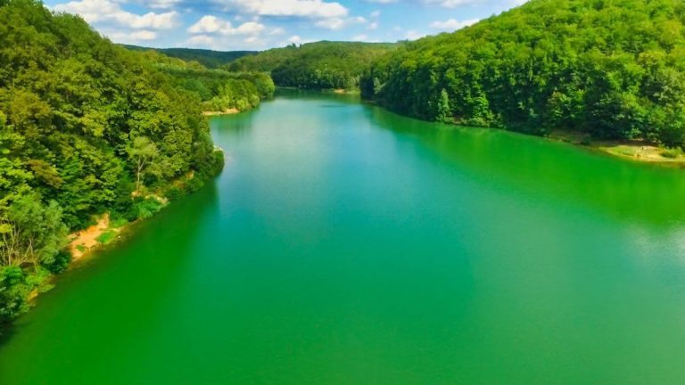 Lake Petnja