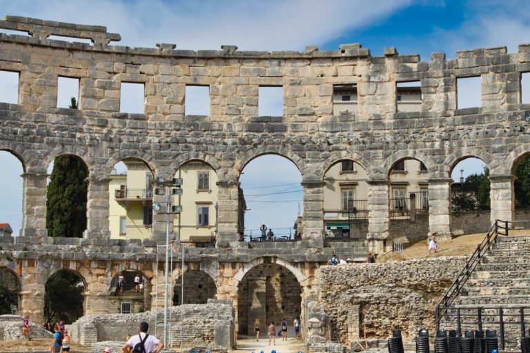 Pula