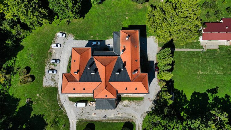 Laduč Castle